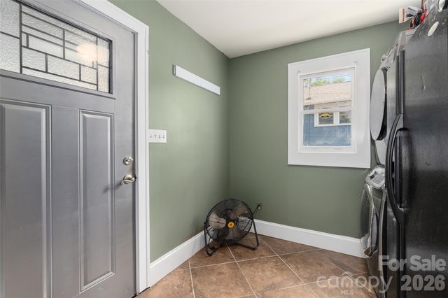 23 Lanvale Avenue, Asheville, NC 28806