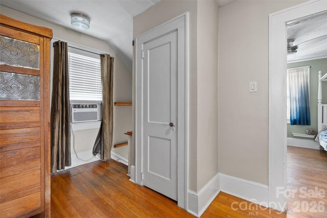 23 Lanvale Avenue, Asheville, NC 28806