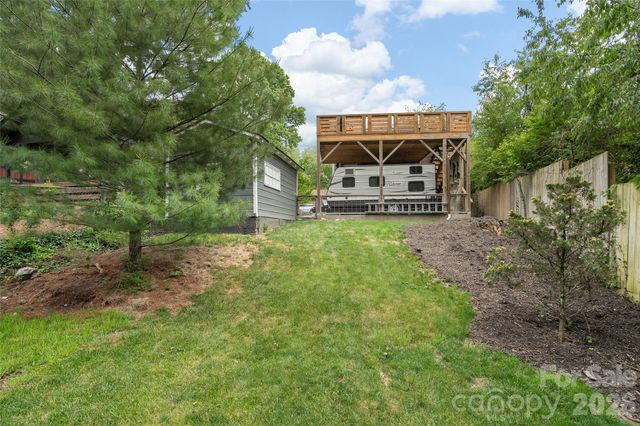 23 Lanvale Avenue, Asheville, NC 28806