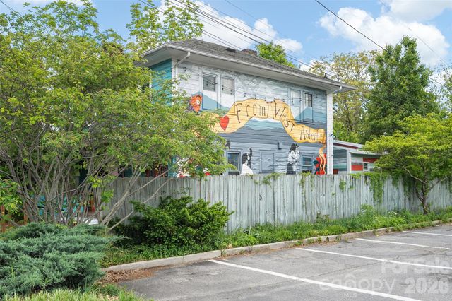 23 Lanvale Avenue, Asheville, NC 28806