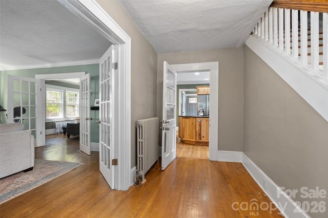 23 Lanvale Avenue, Asheville, NC 28806