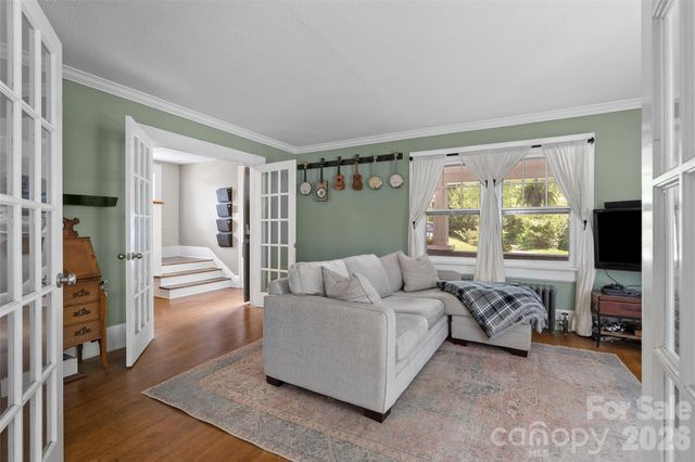 23 Lanvale Avenue, Asheville, NC 28806