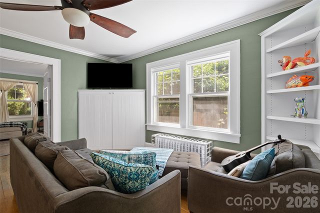 23 Lanvale Avenue, Asheville, NC 28806