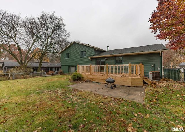 2705 36TH Street, Rock Island, IL 61201