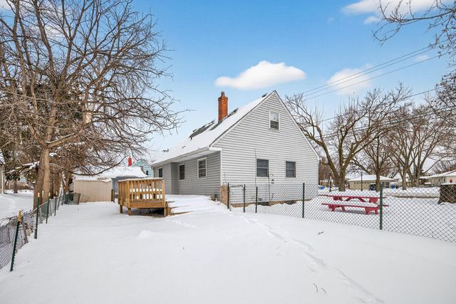 1427 Prosperity Avenue, Saint Paul, MN 55106