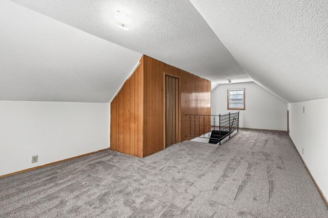 1427 Prosperity Avenue, Saint Paul, MN 55106