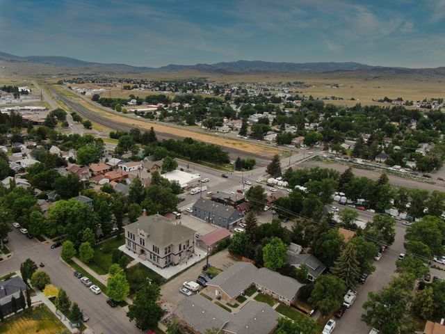 105 N Yellowstone 3, Livingston, MT 59047