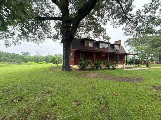 14356 Poe Road E, Chunchula, AL 36521