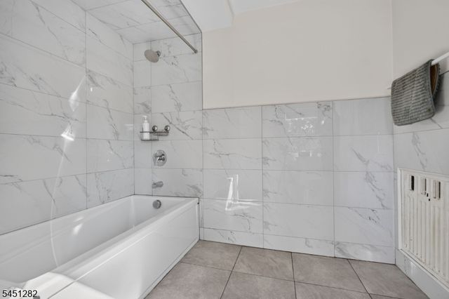 112 Rosewood Ter, Linden City, NJ 07036