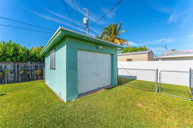 30050 SW 148th Ave, Homestead, FL 33033