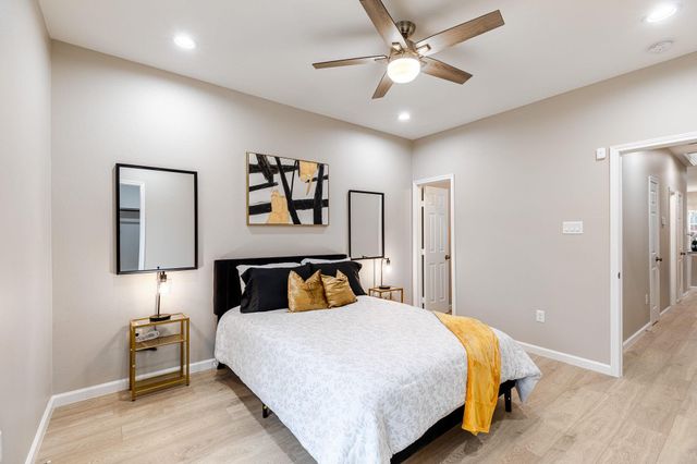 4661 Clover Street B, Houston, TX 77051