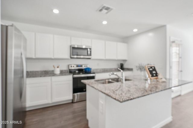 1566 E YEOMAN Drive, Casa Grande, AZ 85122