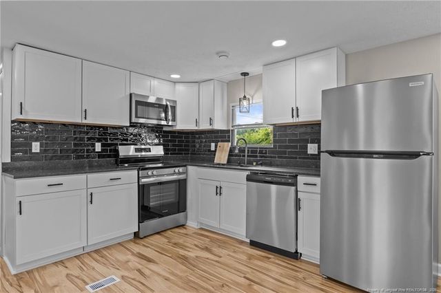 2963 Dobbin Holmes Road, Eastover, NC 28312