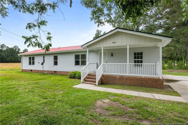 2963 Dobbin Holmes Road, Eastover, NC 28312