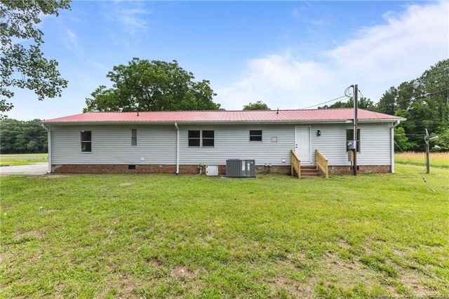 2963 Dobbin Holmes Road, Eastover, NC 28312