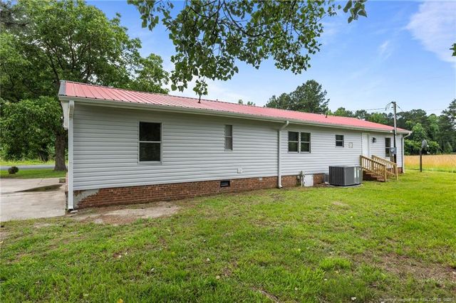 2963 Dobbin Holmes Road, Eastover, NC 28312