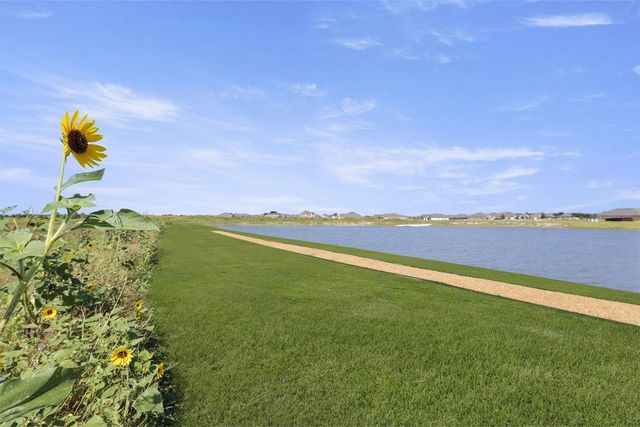 2208 Walden Pond Boulevard, Forney, TX 75126
