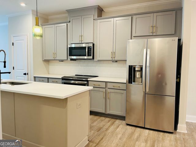 2635 Creekside Drive NW, Atlanta, GA 30318