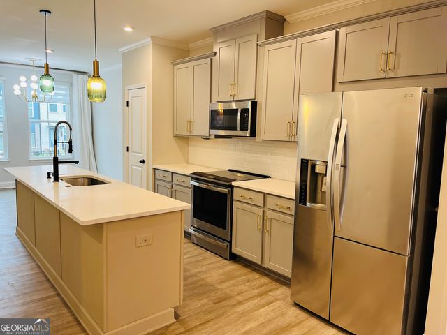 2635 Creekside Drive NW, Atlanta, GA 30318