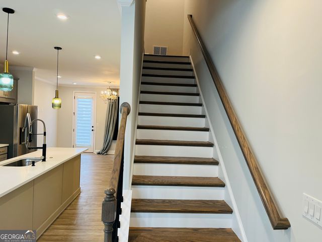2635 Creekside Drive NW, Atlanta, GA 30318