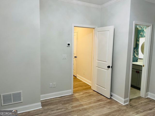 2635 Creekside Drive NW, Atlanta, GA 30318