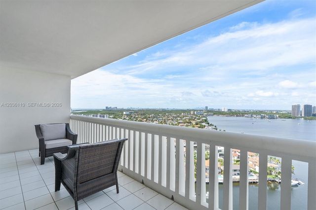 1000 W Island Boulevard 2307, Aventura, FL 33160