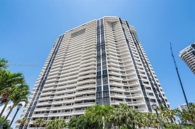 1000 W Island Boulevard 2307, Aventura, FL 33160