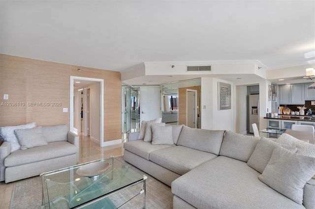 1000 W Island Boulevard 2307, Aventura, FL 33160