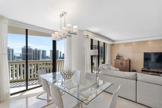 1000 W Island Boulevard 2307, Aventura, FL 33160