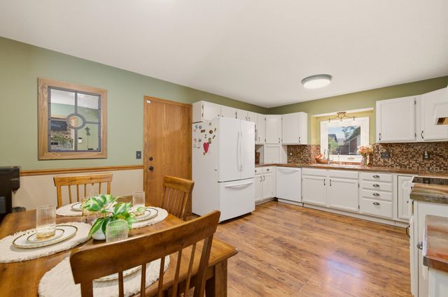 11 N Hopper Ct, Goddard, KS 67052