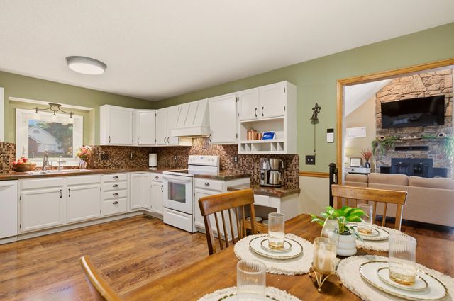 11 N Hopper Ct, Goddard, KS 67052