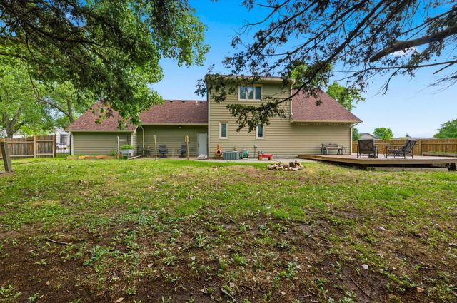 11 N Hopper Ct, Goddard, KS 67052