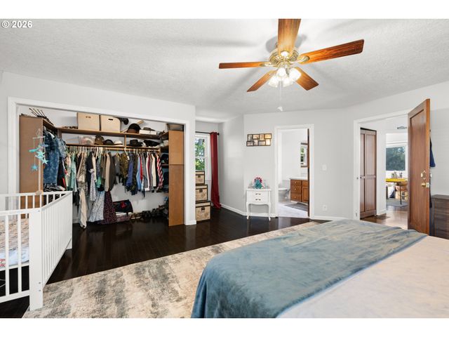 2638 Sw SANDLEWOOD Ave, Gresham, OR 97080