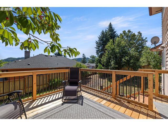 2638 Sw SANDLEWOOD Ave, Gresham, OR 97080