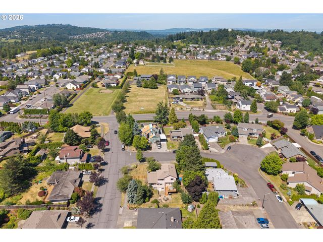 2638 Sw SANDLEWOOD Ave, Gresham, OR 97080