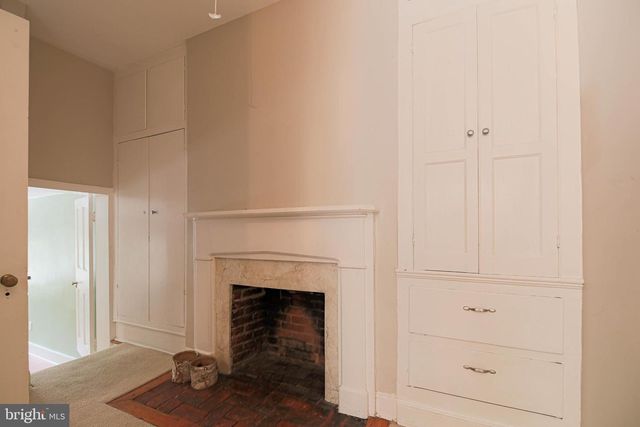 217 S LEE ST, Alexandria, VA 22314