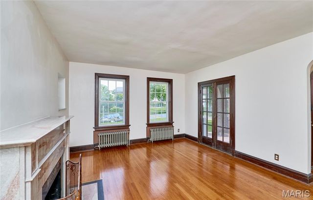 2900 Clearview Drive, Bel-nor, MO 63121