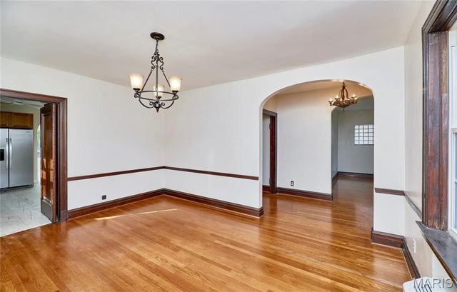2900 Clearview Drive, Bel-nor, MO 63121