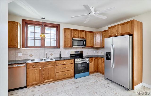 2900 Clearview Drive, Bel-nor, MO 63121