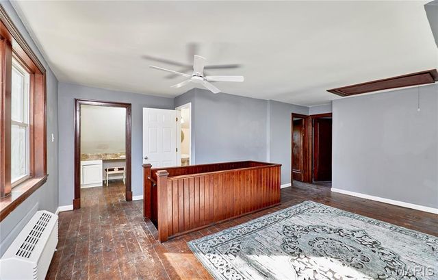 2900 Clearview Drive, Bel-nor, MO 63121