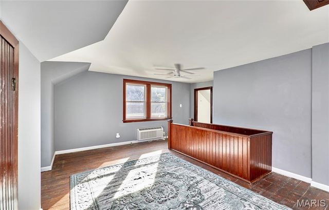 2900 Clearview Drive, Bel-nor, MO 63121