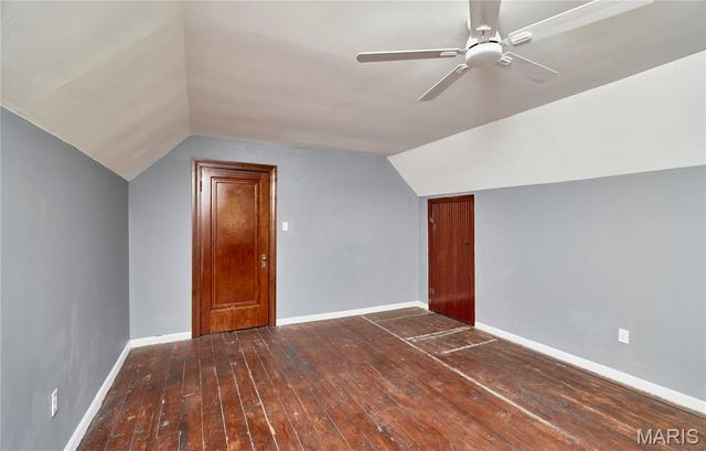 2900 Clearview Drive, Bel-nor, MO 63121