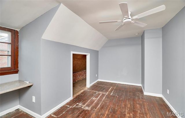 2900 Clearview Drive, Bel-nor, MO 63121