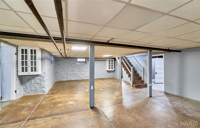 2900 Clearview Drive, Bel-nor, MO 63121