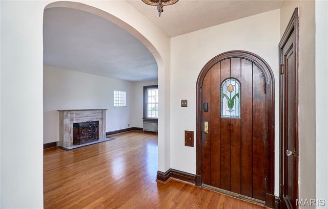 2900 Clearview Drive, Bel-nor, MO 63121