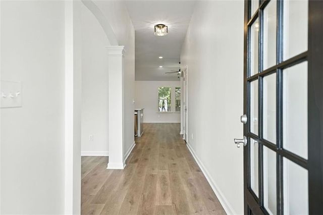 509 COURTYARD Way, Woodstock, GA 30189