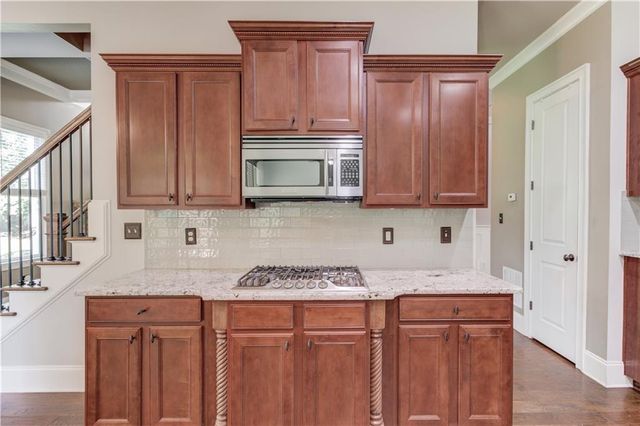 6504 Blue Water Drive, Buford, GA 30518