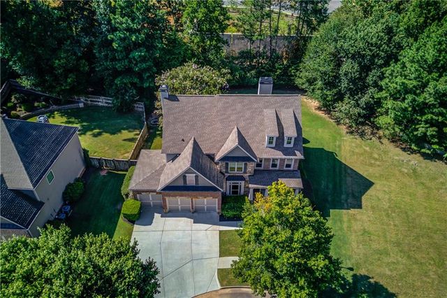 6504 Blue Water Drive, Buford, GA 30518