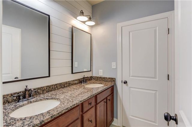 6504 Blue Water Drive, Buford, GA 30518
