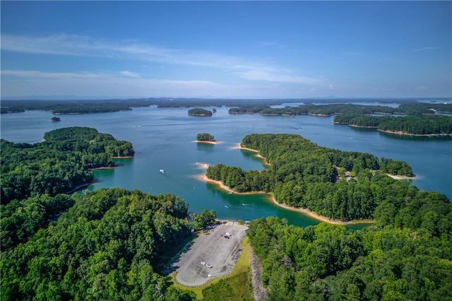 6504 Blue Water Drive, Buford, GA 30518